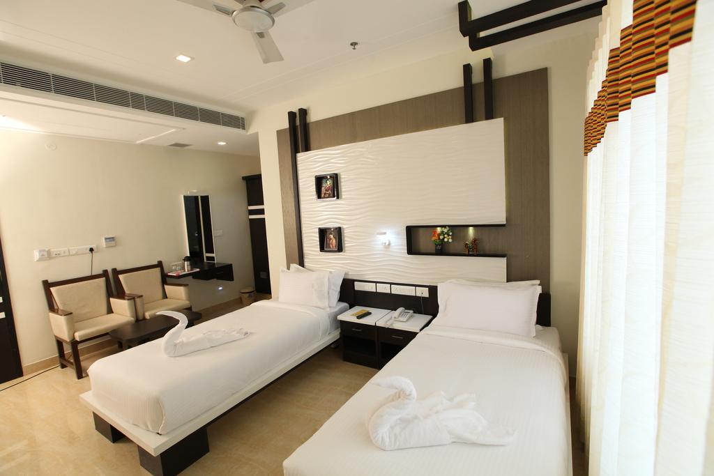 Mmr Gardens Hotel Мадурай Екстериор снимка