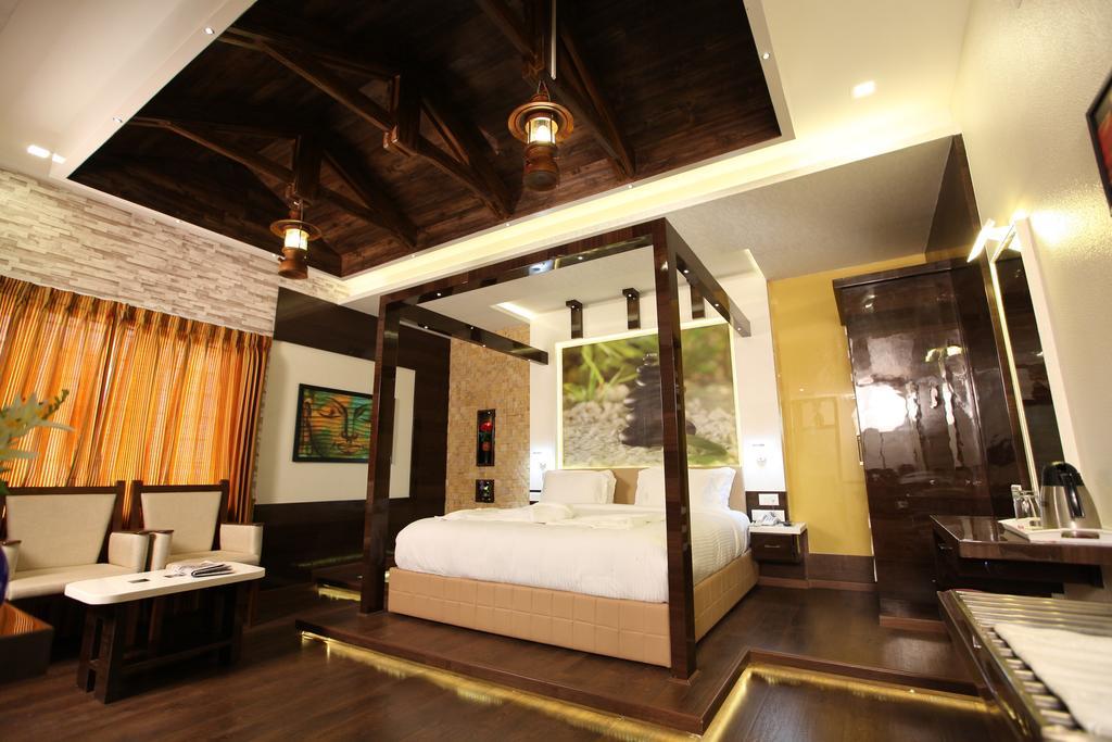 Mmr Gardens Hotel Мадурай Екстериор снимка