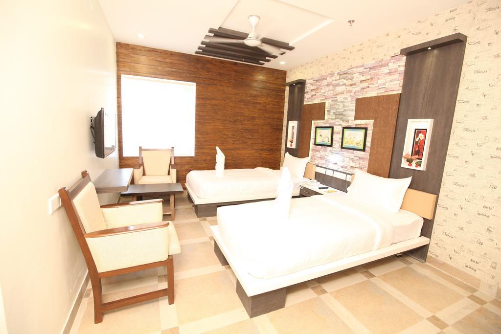 Mmr Gardens Hotel Мадурай Екстериор снимка