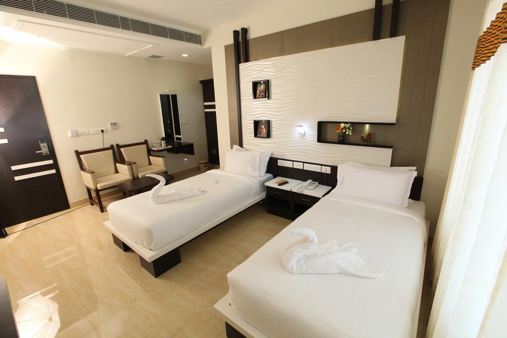 Mmr Gardens Hotel Мадурай Екстериор снимка